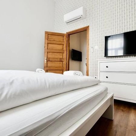 Premium Apartment By Hi5 - Central 3 Bedroom Budapešť Exteriér fotografie