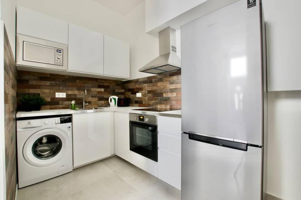 Premium Apartment By Hi5 - Central 3 Bedroom Budapešť Exteriér fotografie